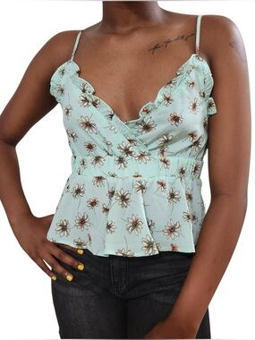 NWT - Vero Moda Floral Ruffle Crop Top Daisy Print Size Medium